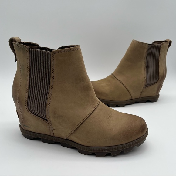 SOREL Joan Of Arc Wedge Ankle Boots Chelsea Women’s Size 10 Shoes - Picture 1 of 10
